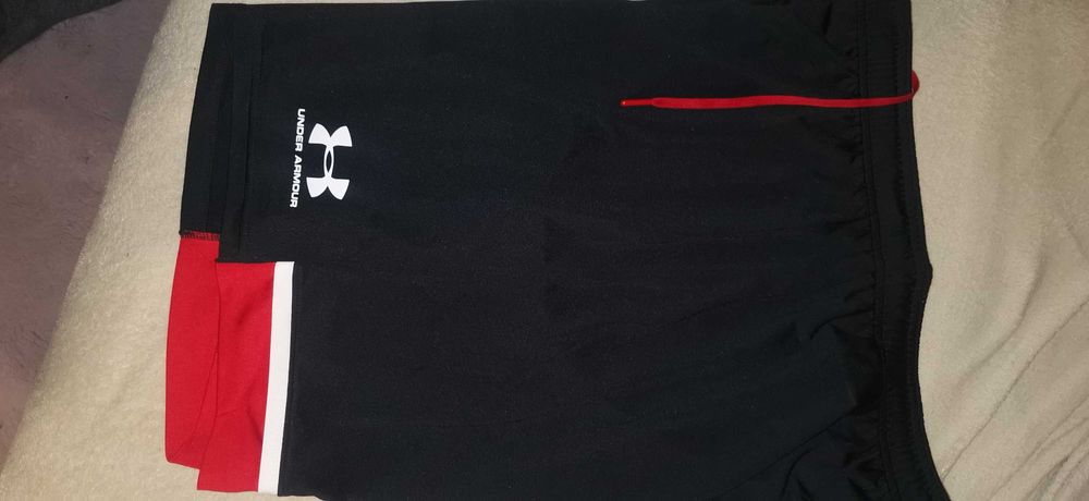 Sort Under Armour, L