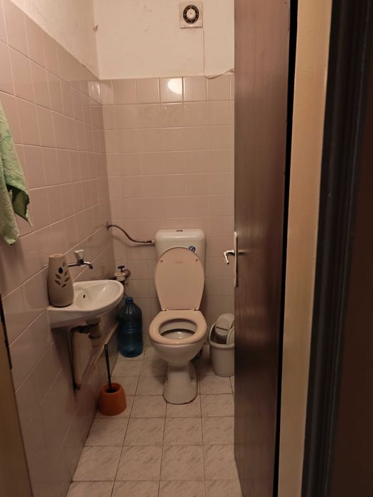 Продавам 4 стаен апартамент