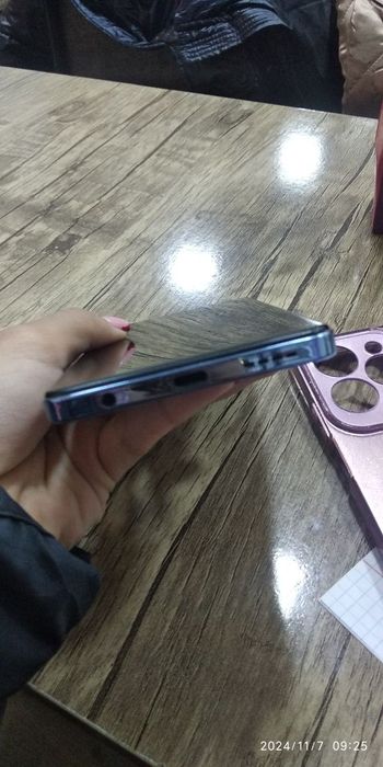 Infinix HOT 40 pro