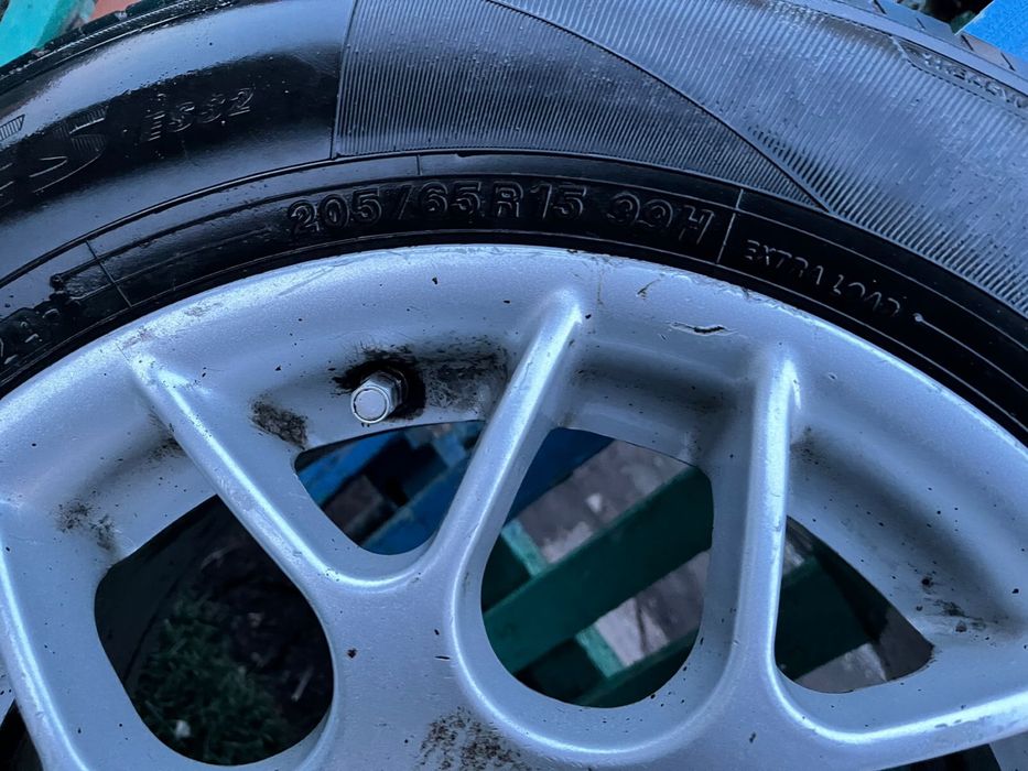 Продам Шины с дисками