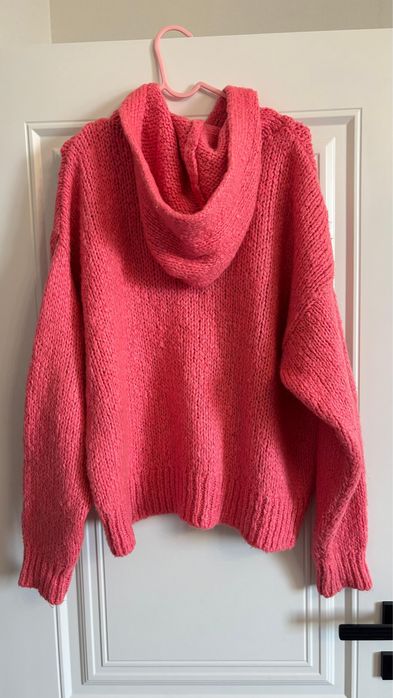 Толстовка вязанная