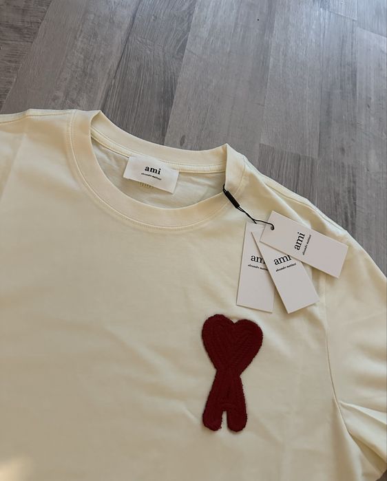 Tricou Ami Paris 2025