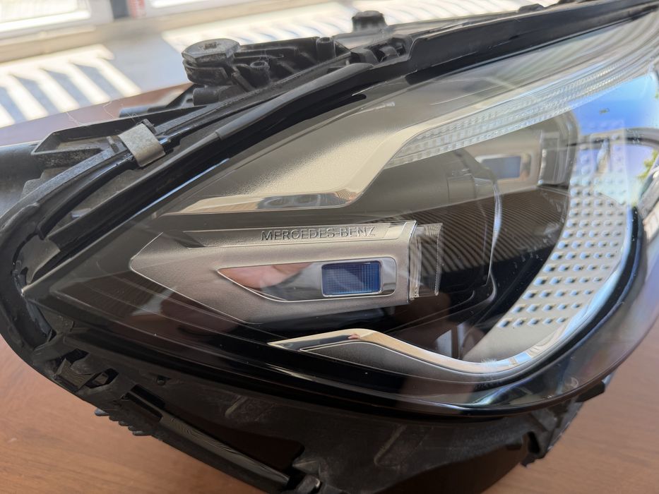 Оригинален фар за S class 223 DIGITAL LIGHTE