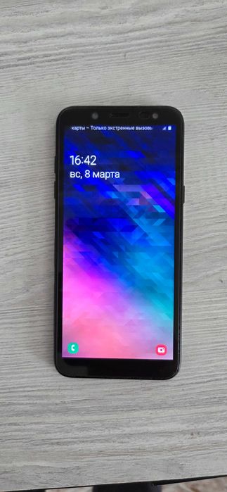 Самсунг А6 сотилади