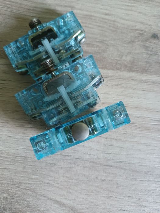 Шау-Бау краен изключвател