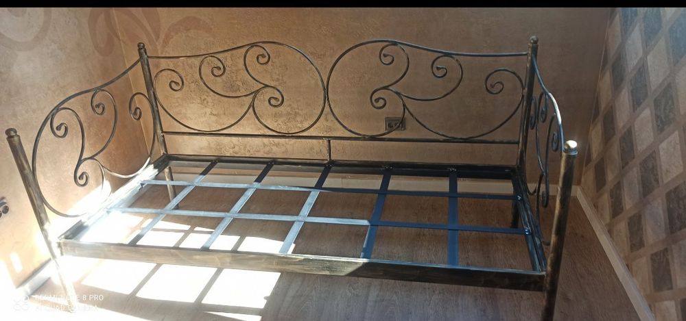 Спални ковано желязо