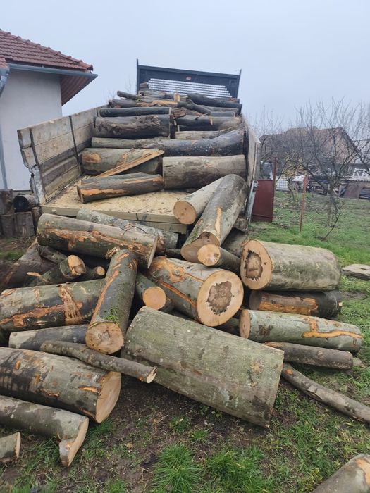 Aduc lemne pe comanda