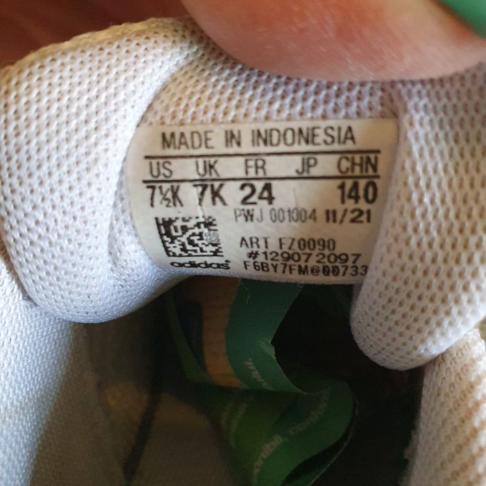 Adidasi originali  copii mas 21 si 24