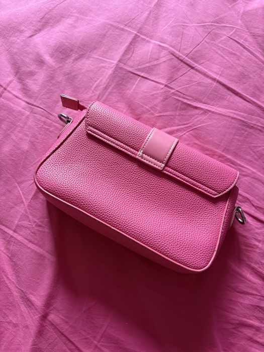 Много стилна еденична чантичка