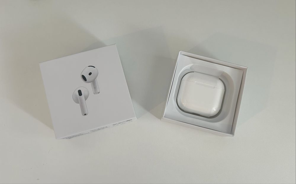 Vand Casti AirPods 4 ANC