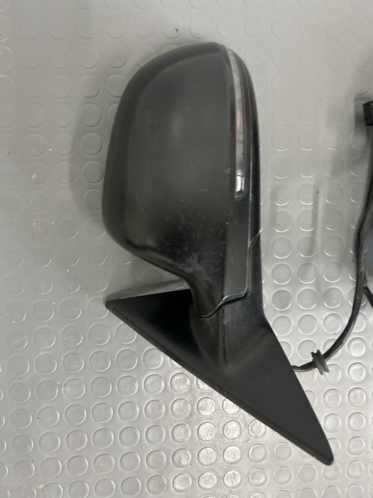 Огледало огледала за ауди а5/ogledalo ogledala za audi A5
