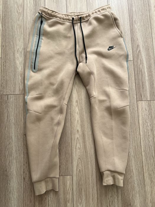 Nike tech fleece
