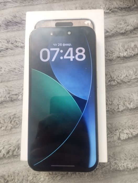 Продам айфон 15 pro 256gb в цвете Natural Titanium