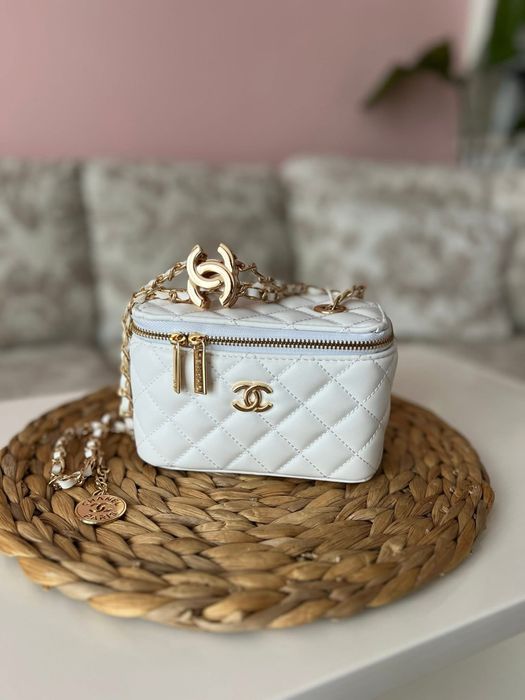 Различни модели чанти