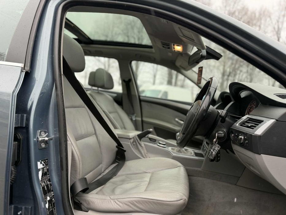 Vând BMW E61 TOURING LCI 2008 2.0d N47 177cp