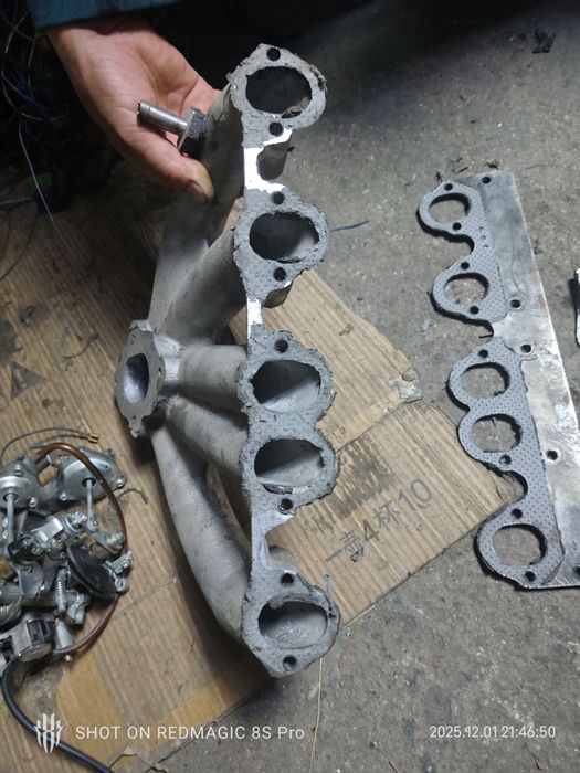 Ауди корбиратор. Audi мотор 1.8