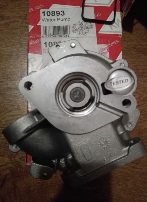 Pompa de apa BMW