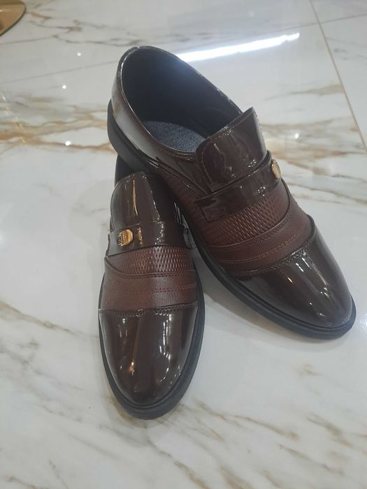 Мъжки обувки кожа + лак,елегантни за всякъкъв повод