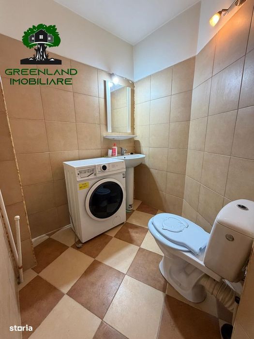 Apartament 4 camere, DECOMANDAT, ETAJ 1, bloc 1980, Gradinari