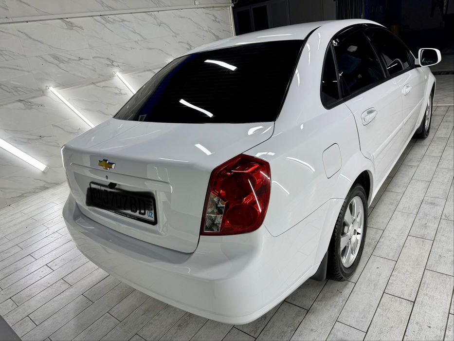 Продаю свою Lacetti 2022 г ноябрь. Пробег 20.000 км.  Full позиция