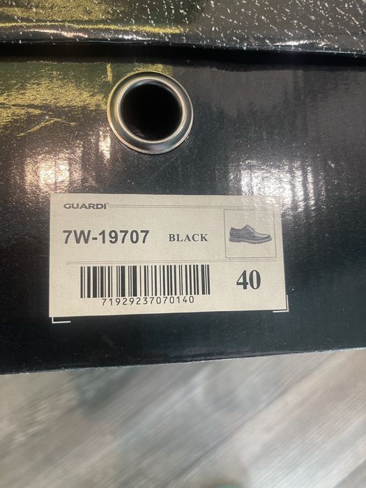 Мъжки обувки 40 номер