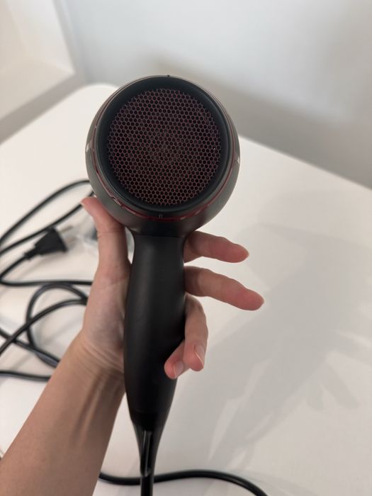 Продам Фен Philips Pro 2100 W