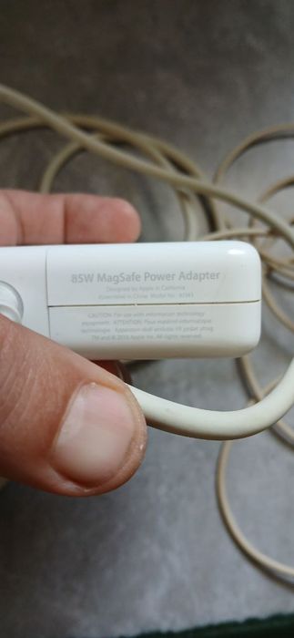 Адаптер питания Apple 85 W MagSafe Power Adapter