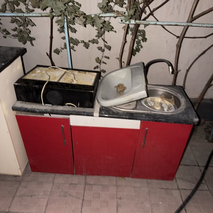 Продам старую мебель