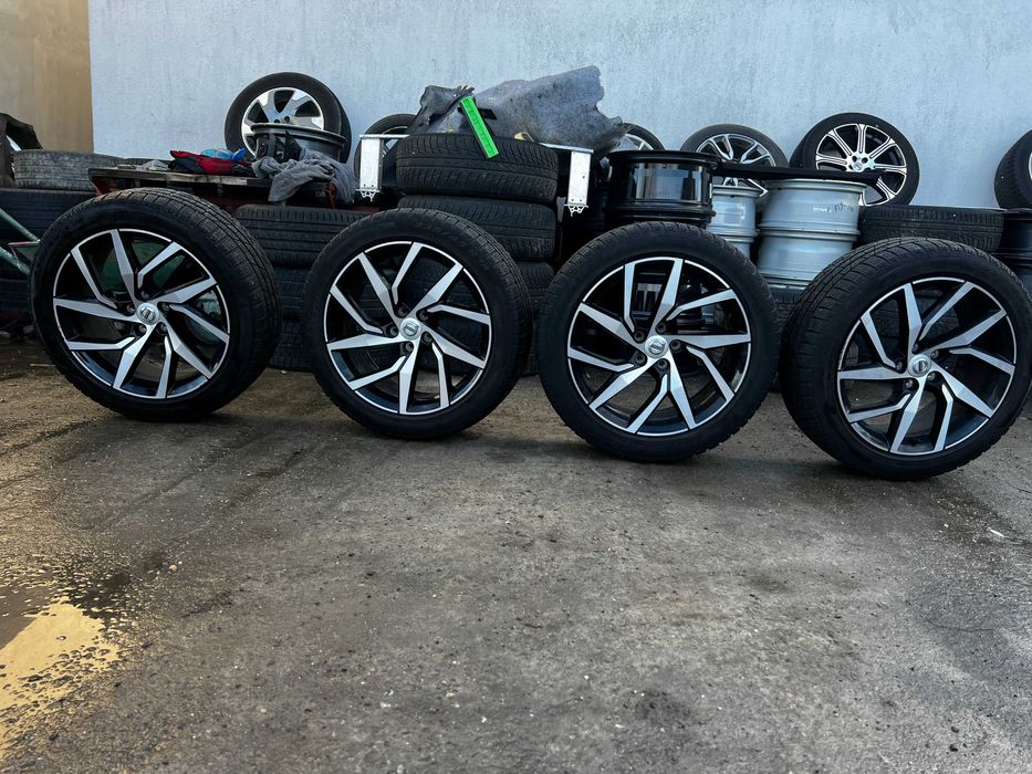 Set 4 Anvelope Pirelli SottoZero winter 235 45 R18 ci365