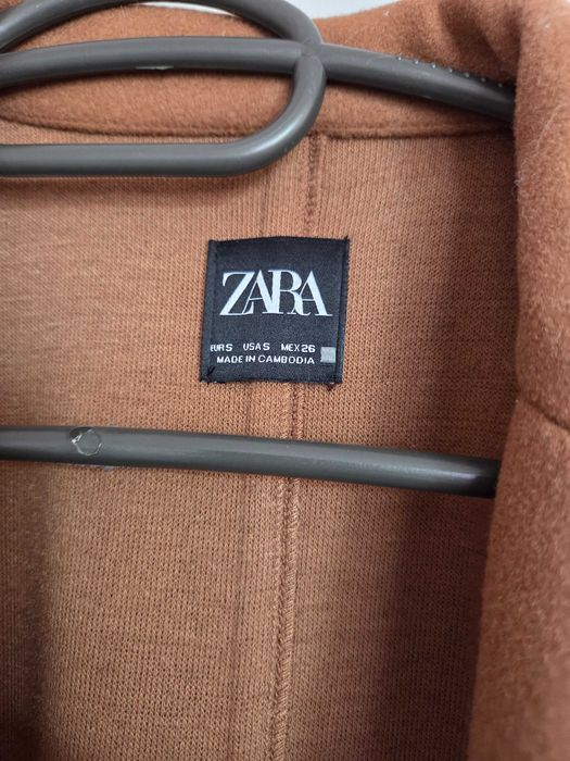 Кафяво палто Zara