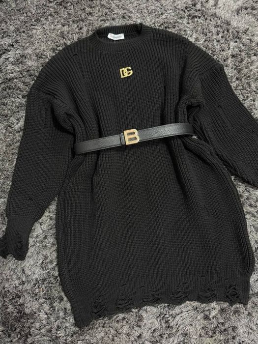 Bluza tip rochita  Marime universala  Cureaua nu este inclusa
