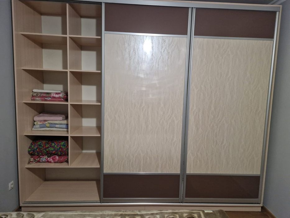 Шкаф купе 3 секций