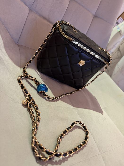 Сумка новая в черном цвете