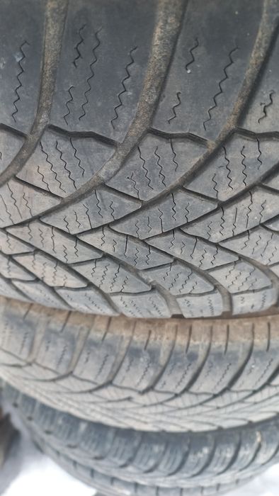 Anvelope iarna 195 65 15 Bridgestone