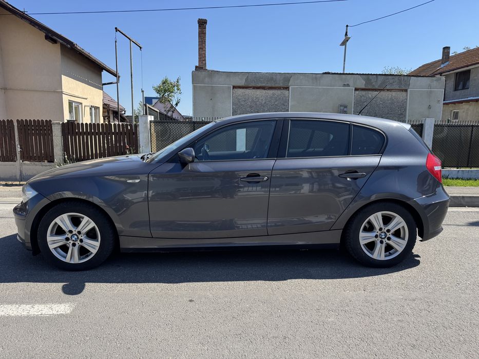 BMW 120d Automat • Webasto • Dublu Climatronic • Intretinut • Revizii la zi