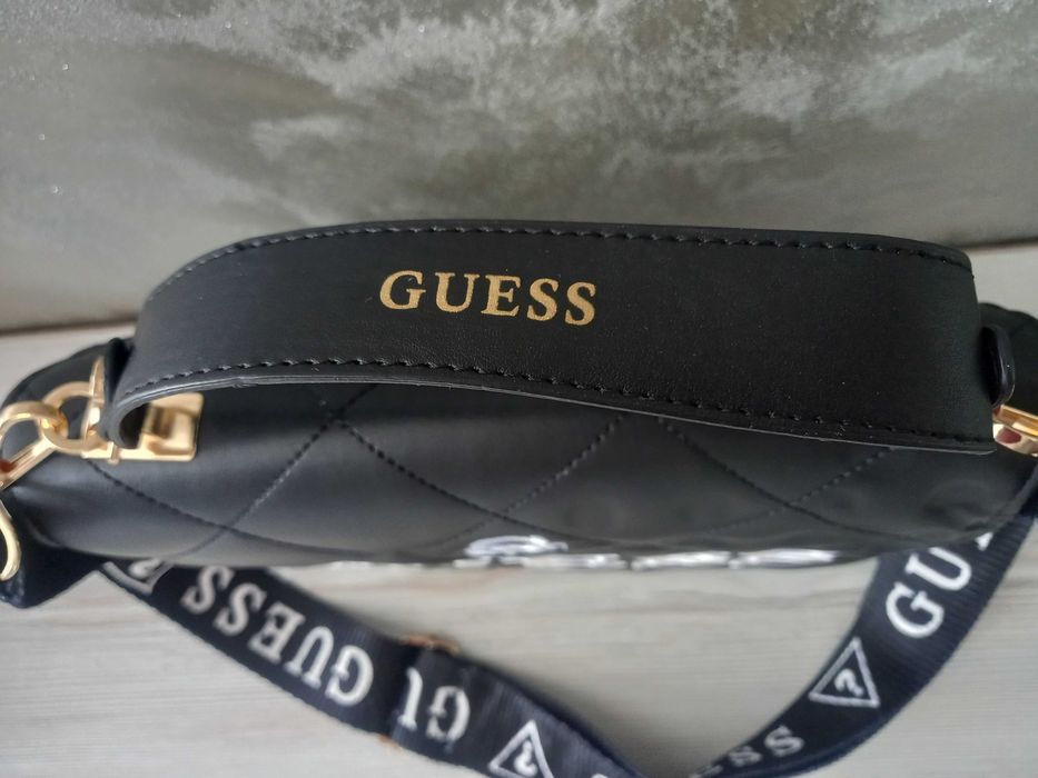 Guess - дамска чанта