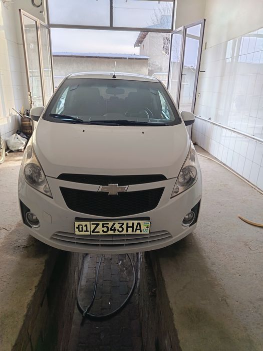 Спарк таксида юрмаган 137000 пробег