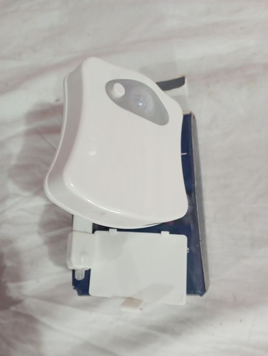 Lampă Led pentru toaletă