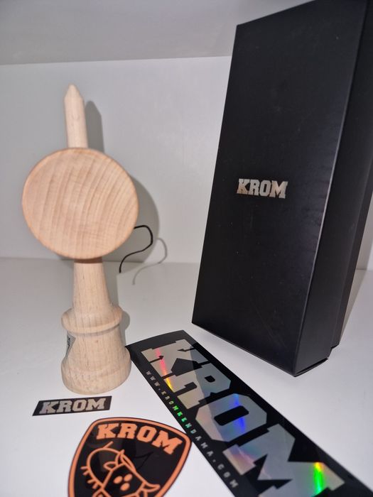 Ken Krom  Lambo Shape Nou cu accesorii