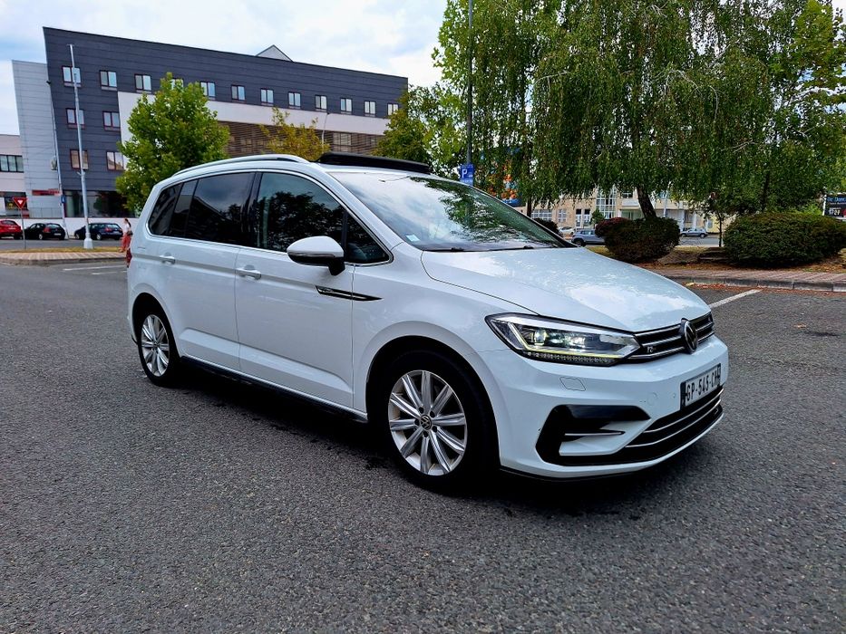 VOLKSWAGEN Touran 2021 — imagine 3