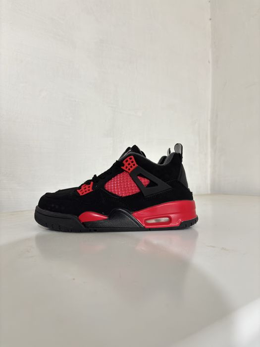 Кросс Air Jordan 4 Retro Red Thunder