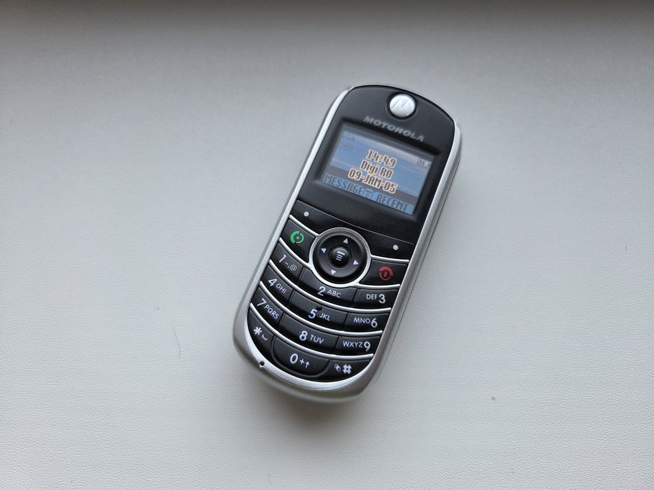 Motorola C139 - telefon de colectie