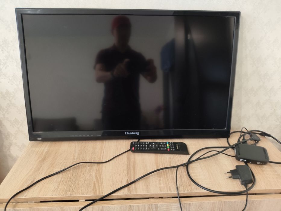 Телевизор Elenberg, 80cm