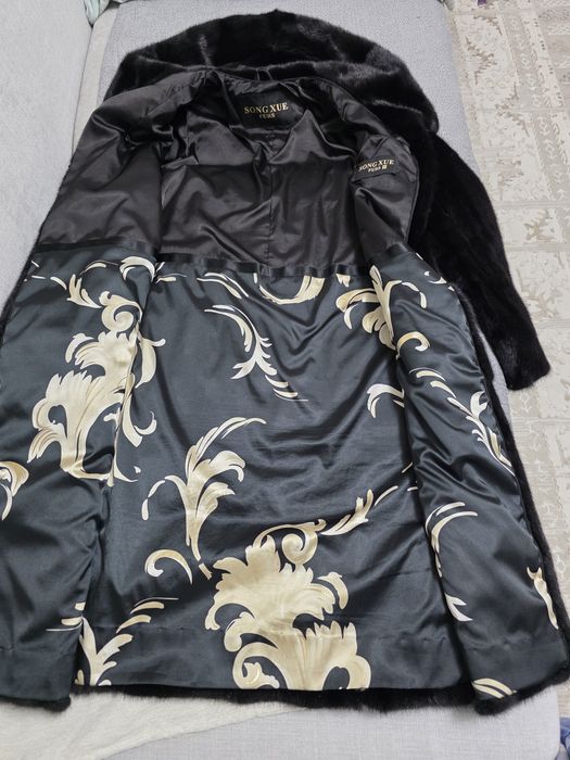 Продам норковую шубу