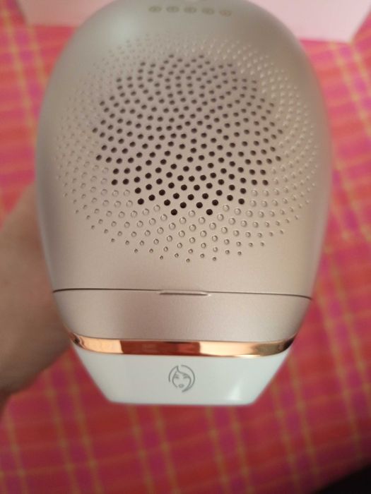 Фотоепилатор Philips Lumea