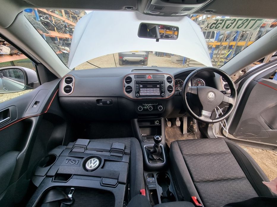 Geam stanga fata Volkswagen Tiguan 5N - SUV 4 Usi (1481)