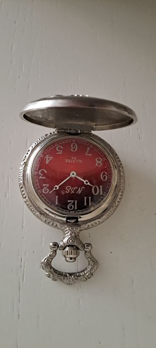 Продам старинные часы