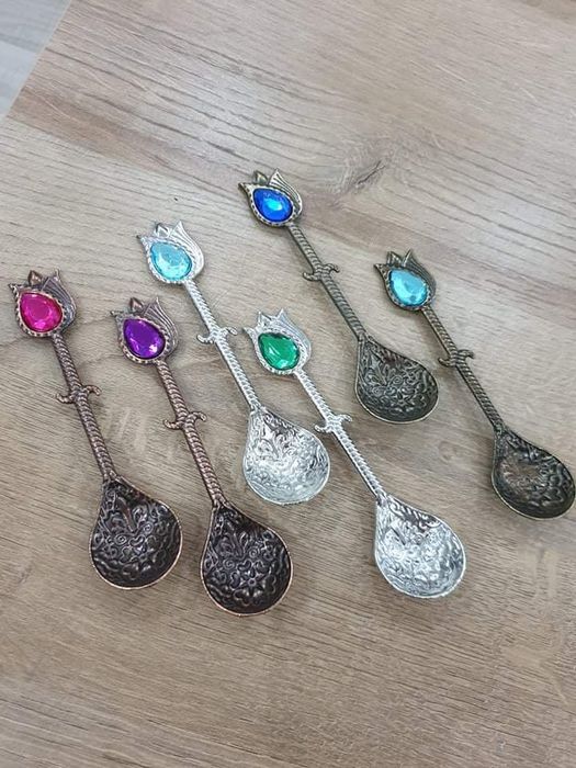 Лъжички - Хюррем Султан. Цена за бройка 4лв.