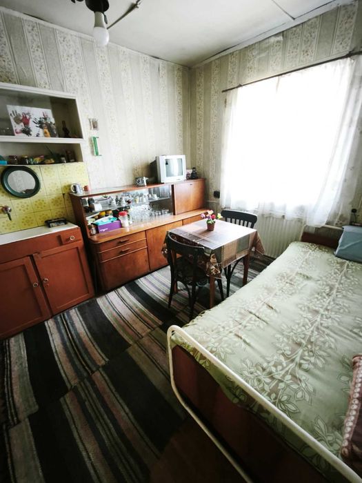 Продавам къща в гр. Перник кв. Могиличе