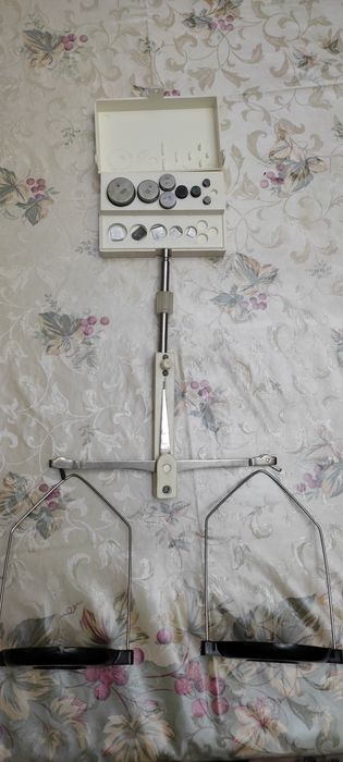 Весы для взвешивания золото и т.д